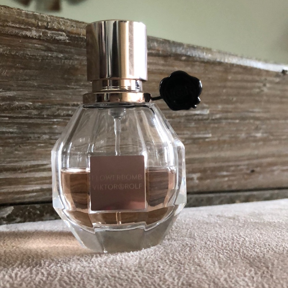 Viktor and Rolf Flowerbomb